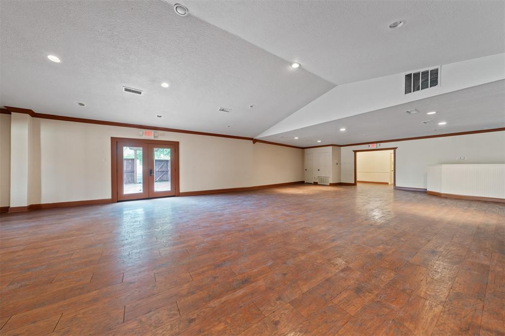 6401 Rock Creek Road Waco, TX 76708 - Photo 10 of 40 Gallery Image 10