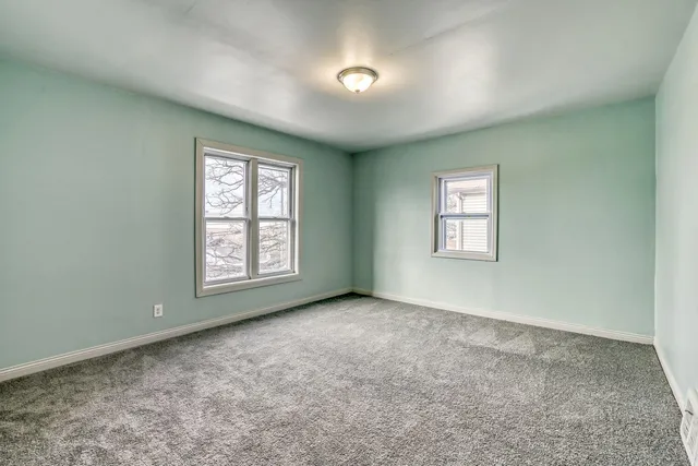 $2,699 | 610 Fairview Avenue North, St. Paul, MN 55104