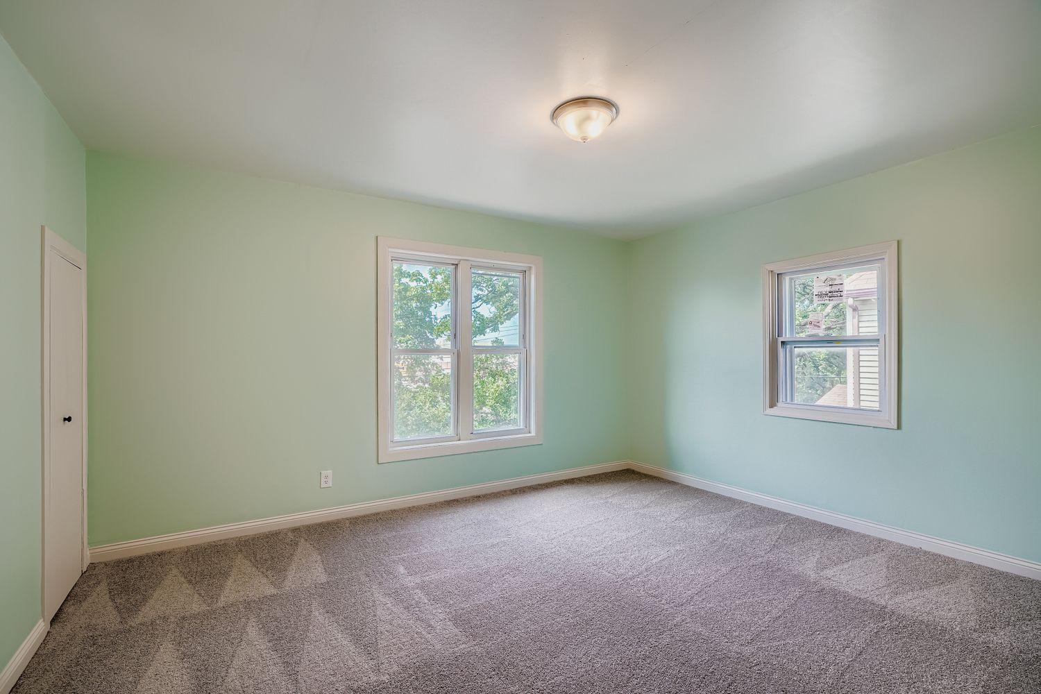 610 X Fairview Avenue North St. Paul, MN 55104 - Photo 15 of 27