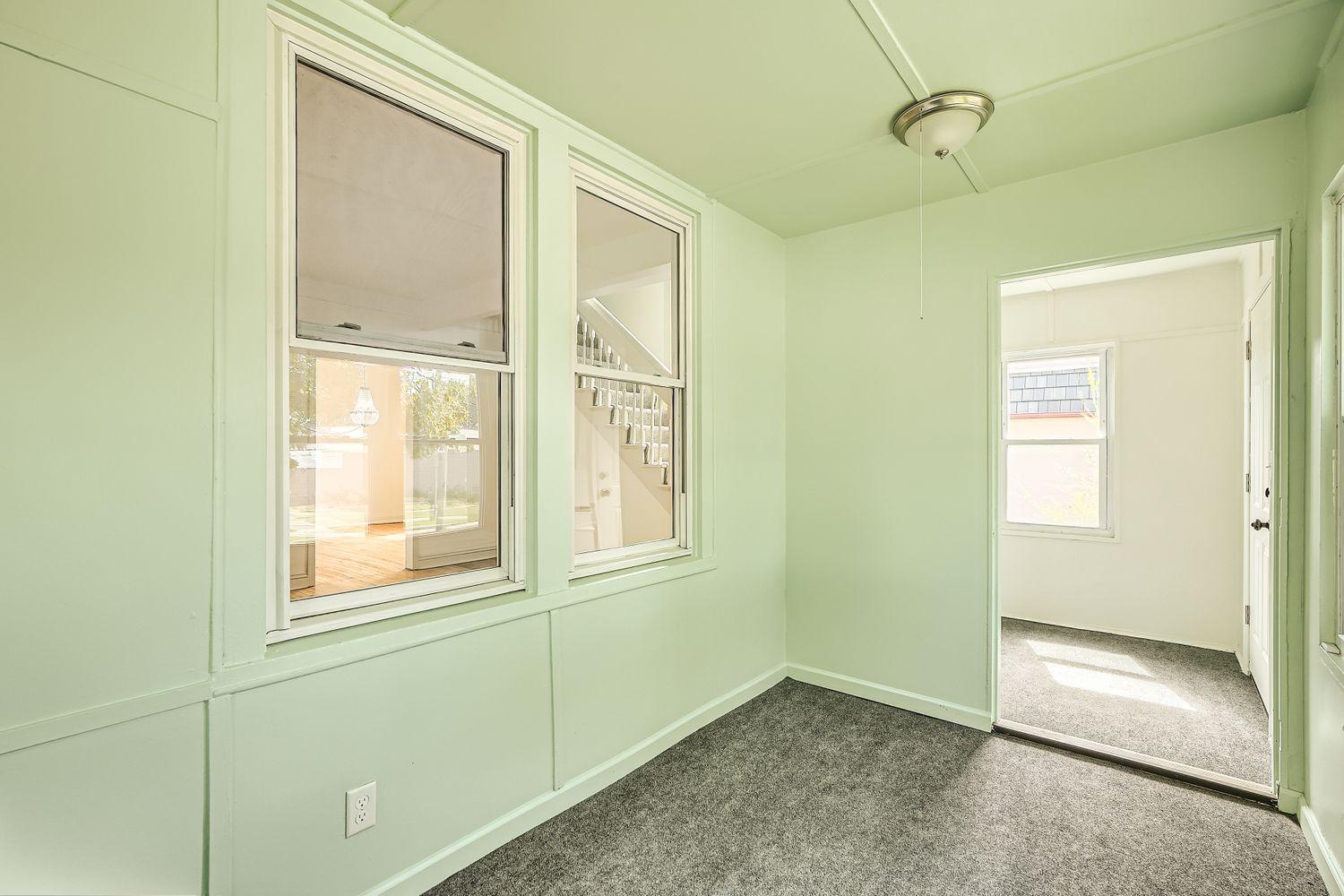 610 X Fairview Avenue North St. Paul, MN 55104 - Photo 3 of 27