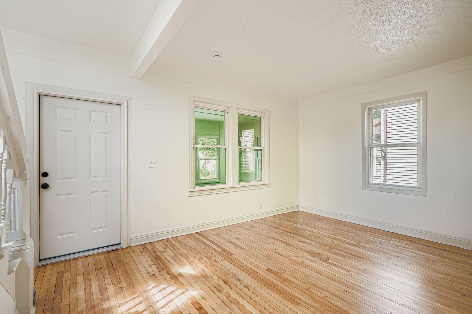 610 X Fairview Avenue North St. Paul, MN 55104 - Photo 7 of 27