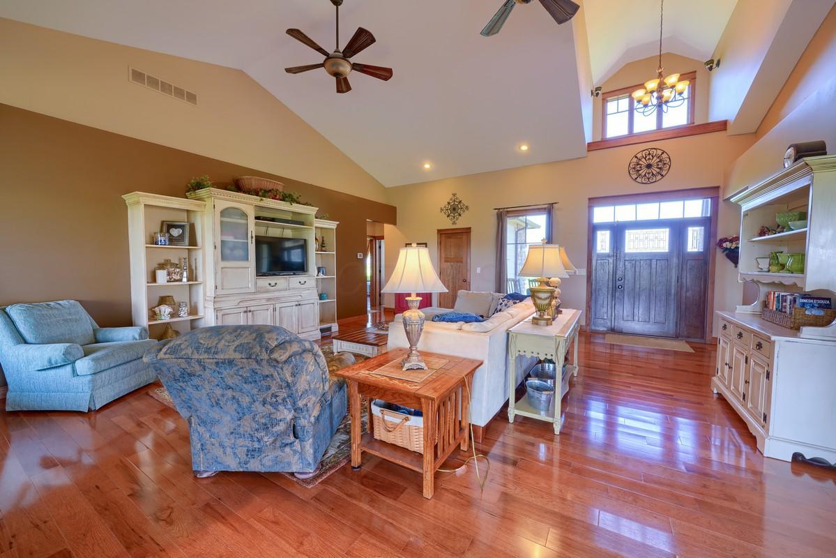 4525 Kaufman Road Plain City, OH 43064 - Photo 9 of 89