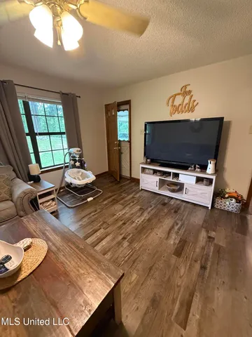 $350,000 | 3125 Star Landing Road, Nesbit, MS 38651