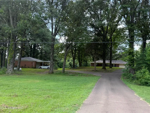 $350,000 | 3125 Star Landing Road, Nesbit, MS 38651