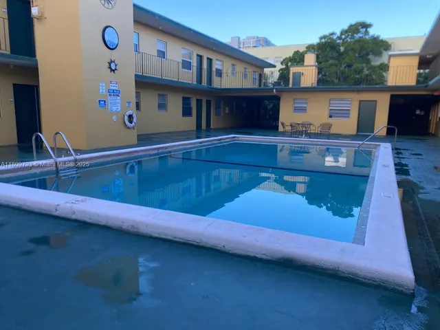 $170,000 | 1975 Northeast 135th Street, Unit 2D, North Miami, FL 33181