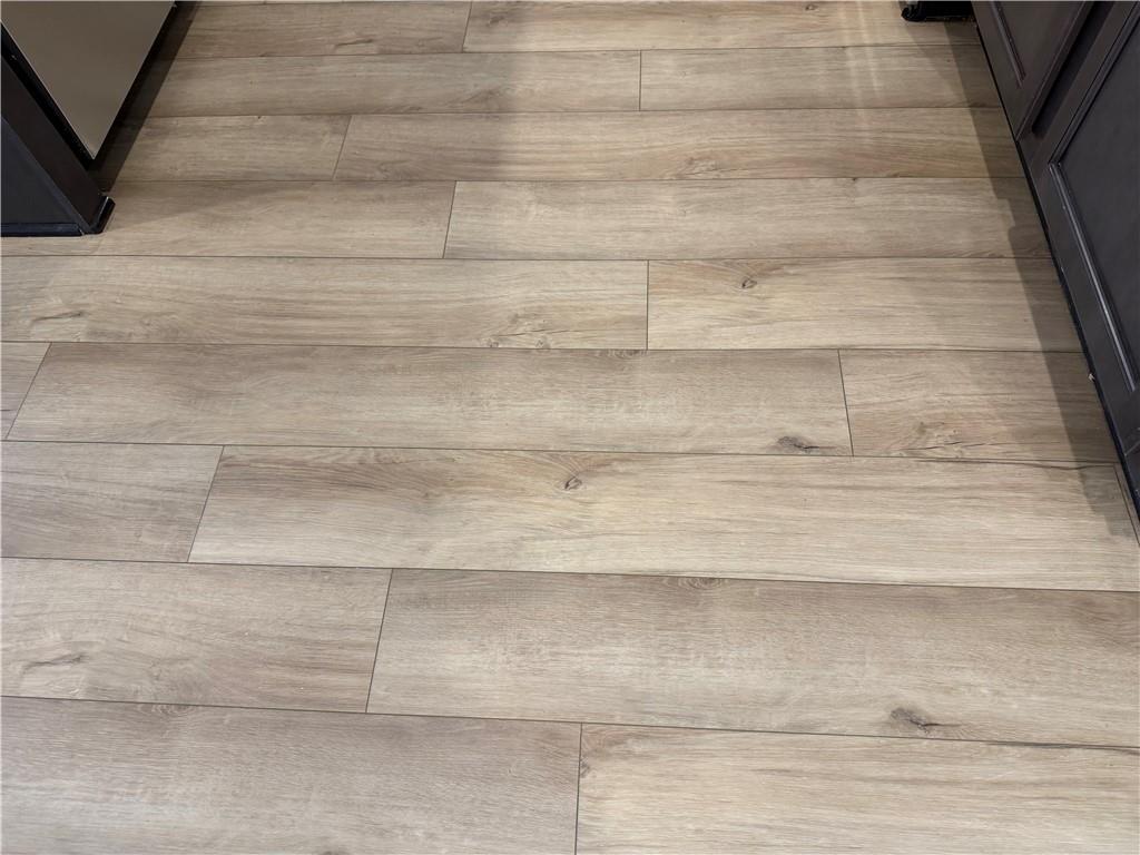 3772 Dover Run Lane Loganville, GA 30052 - Photo 5 of 36 a close up of a mirror