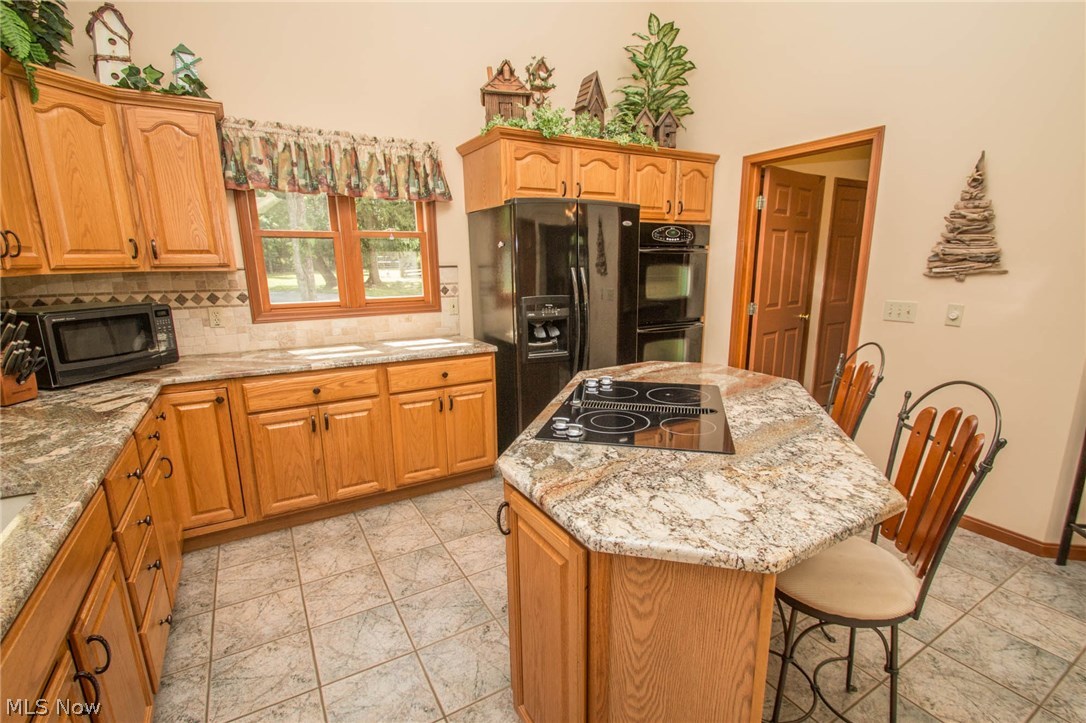 2844 Southern Road Richfield, OH 44286 - Photo 10 of 35 Kitchen with all appliances