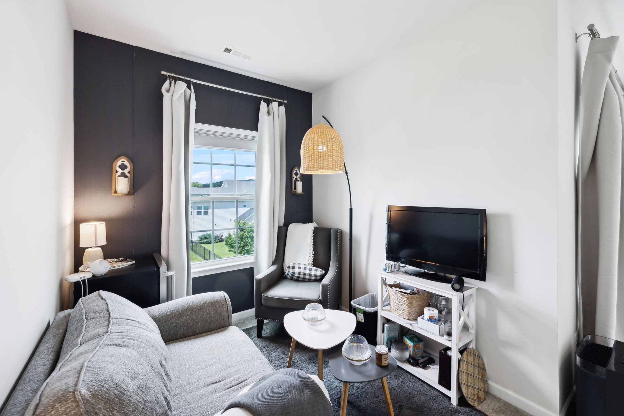 2030 Oglethorpe Drive Franklin, TN 37064 - Photo 44 of 54 a living room with furniture and a flat screen tv