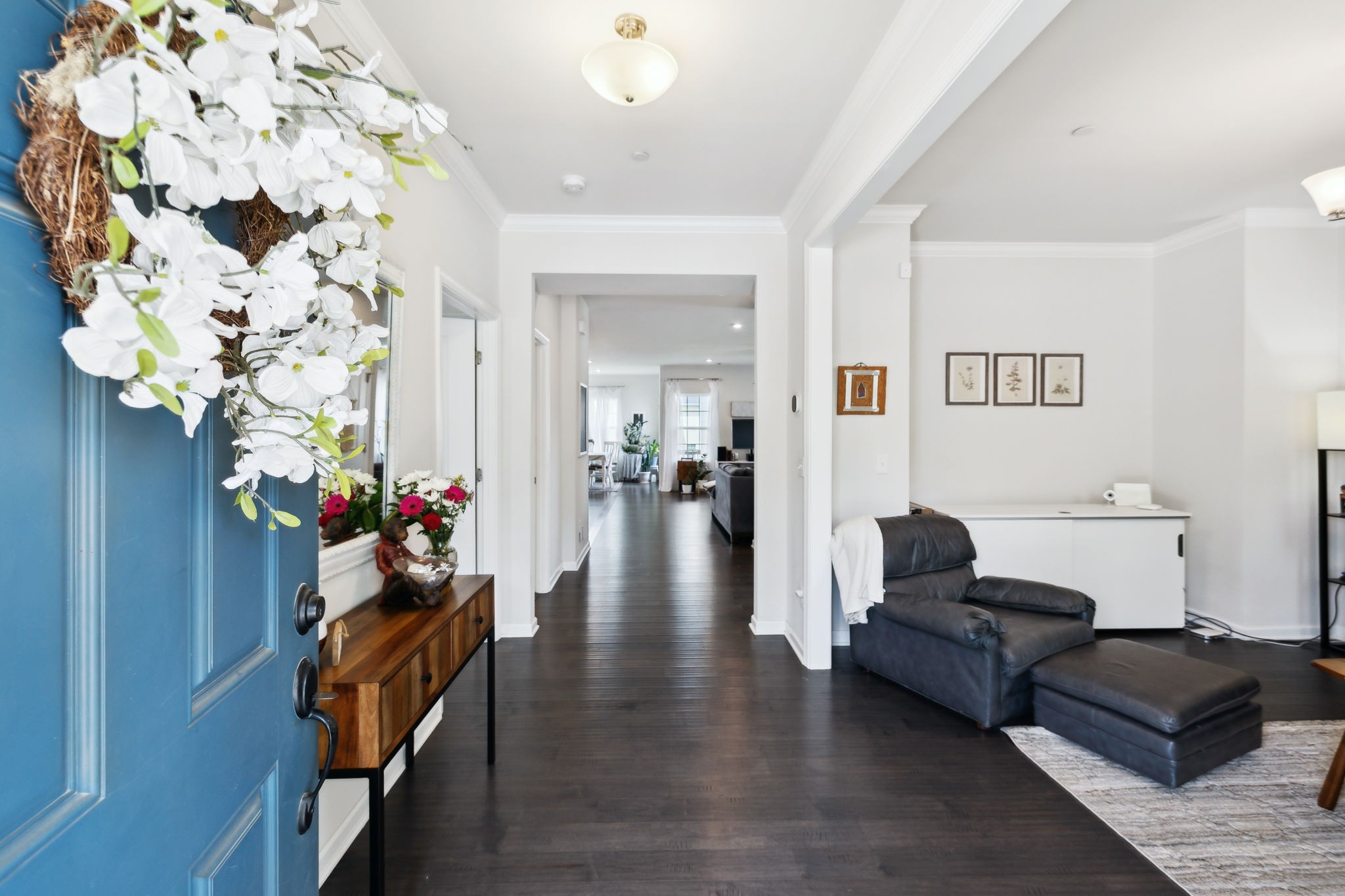 2030 Oglethorpe Drive Franklin, TN 37064 - Photo 7 of 54 a living room with furniture and flowers