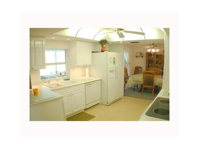 1098 Northwest 15th Avenue Boca Raton, FL 33486 - Photo 6 of 11 Additional Photo