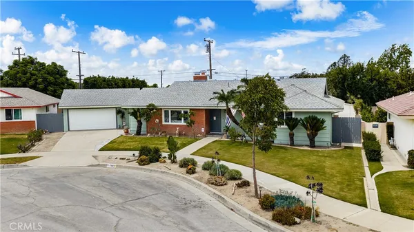 $1,250,000 | 760 North Pine Street, Orange, CA 92867