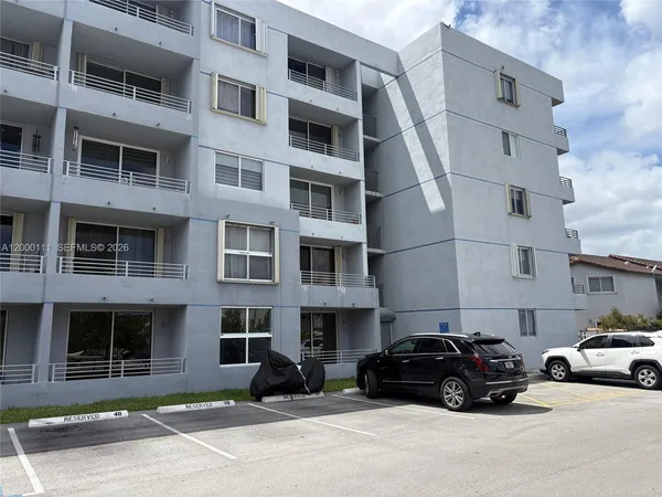 $270,000 | 8231 Northwest 8th Street, Unit 2102, Miami, FL 33126