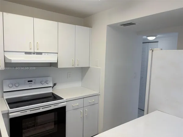 $270,000 | 8231 Northwest 8th Street, Unit 2102, Miami, FL 33126