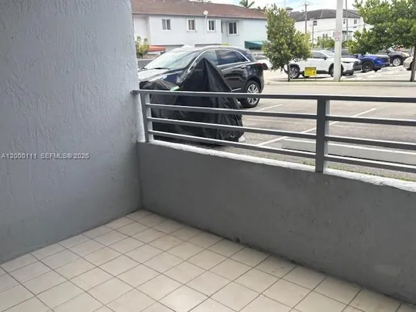 $270,000 | 8231 Northwest 8th Street, Unit 2102, Miami, FL 33126