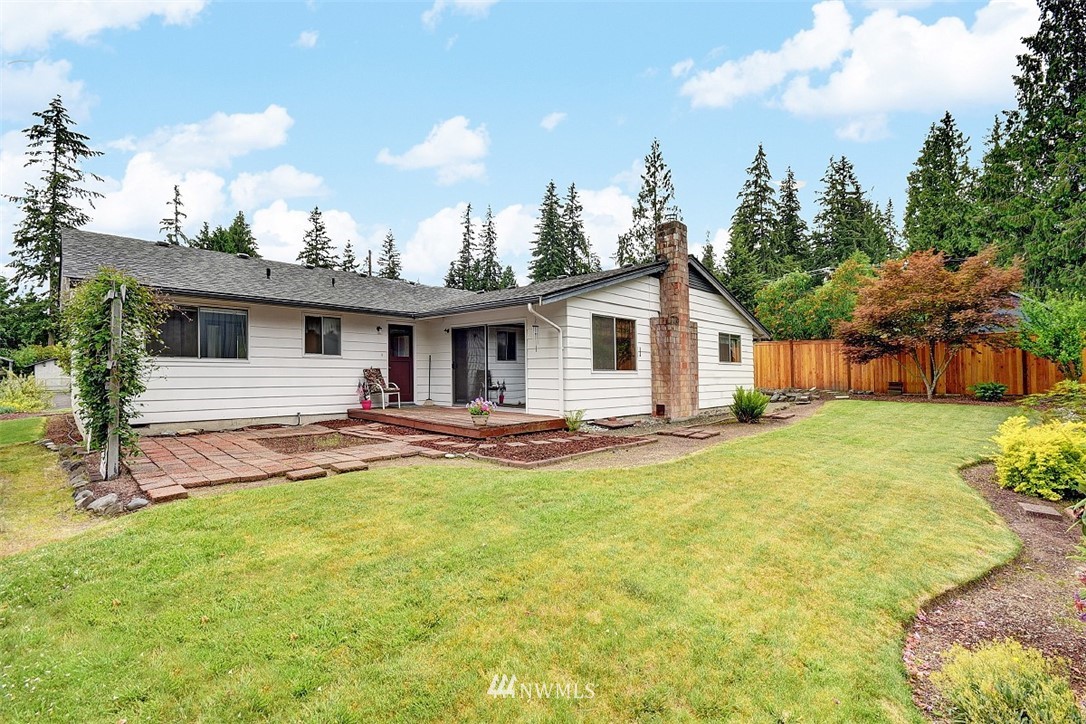 109 161st Street Southeast Bothell, WA 98012 - Photo 22 of 24