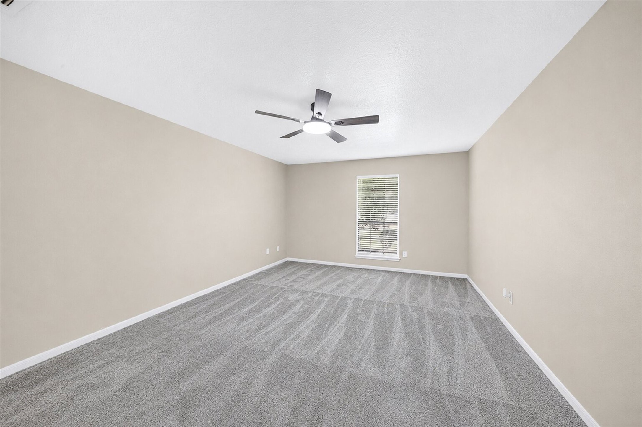 6507 Spring Leaf Drive Spring, TX 77379 - Photo 19 of 50 Reverse angle of the primary bedroom on the first floor.