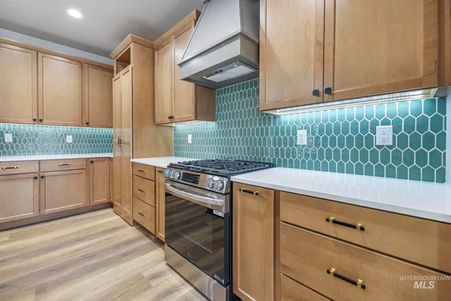 $674,900 | 3716 North 3694th Street East, Kimberly, ID 83341