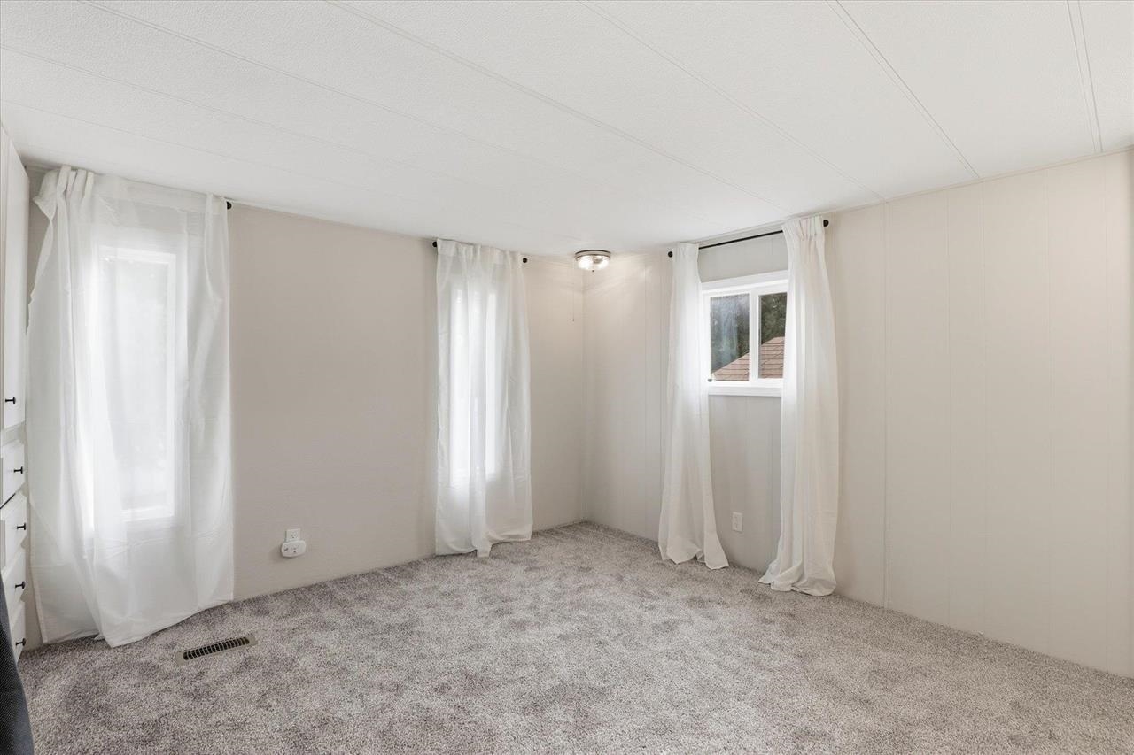 1211 East Lyons Avenue, Unit 67 Spokane, WA 99208 - Photo 9 of 16