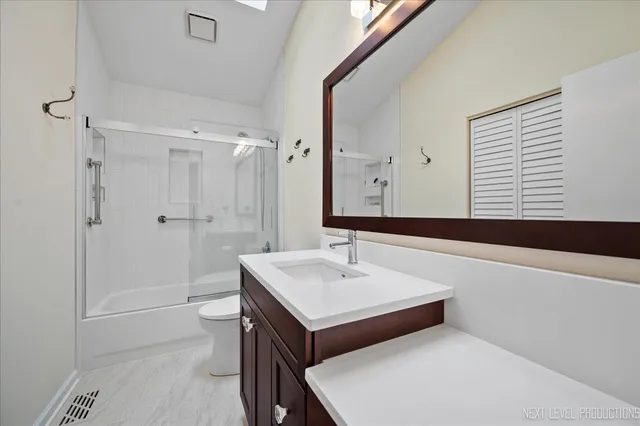 $389,000 | 30W110 Huntington Drive, Warrenville, IL 60555