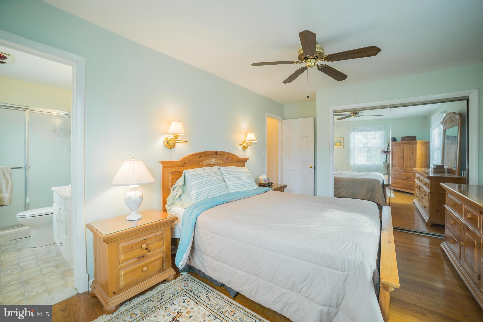 10831 Kingstead Road Damascus, MD 20872 - Photo 16 of 29 Master bedroom.