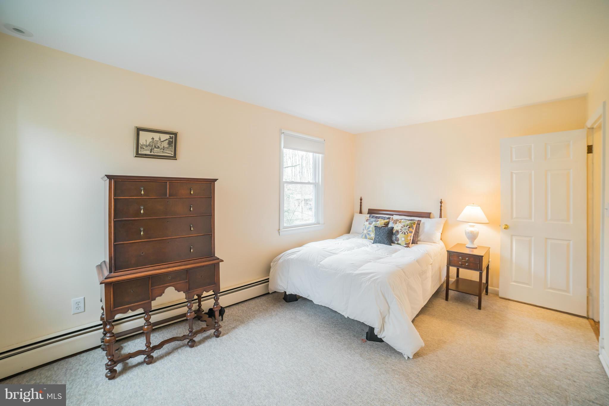 10831 Kingstead Road Damascus, MD 20872 - Photo 23 of 29 Bedroom 3 view 2