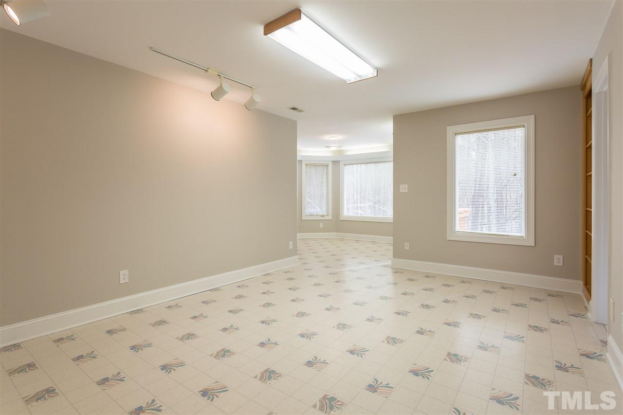 210 Chiselhurst Way Cary, NC 27513 - Photo 11 of 30 Gallery Image 11