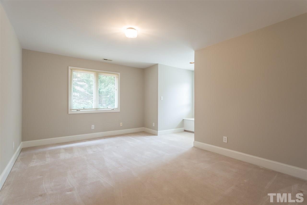 210 Chiselhurst Way Cary, NC 27513 - Photo 14 of 30 Gallery Image 14