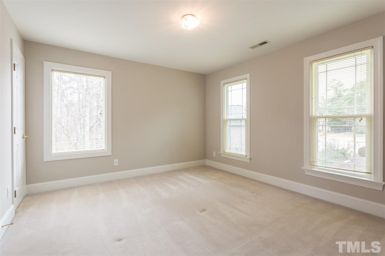 210 Chiselhurst Way Cary, NC 27513 - Photo 16 of 30 Gallery Image 16