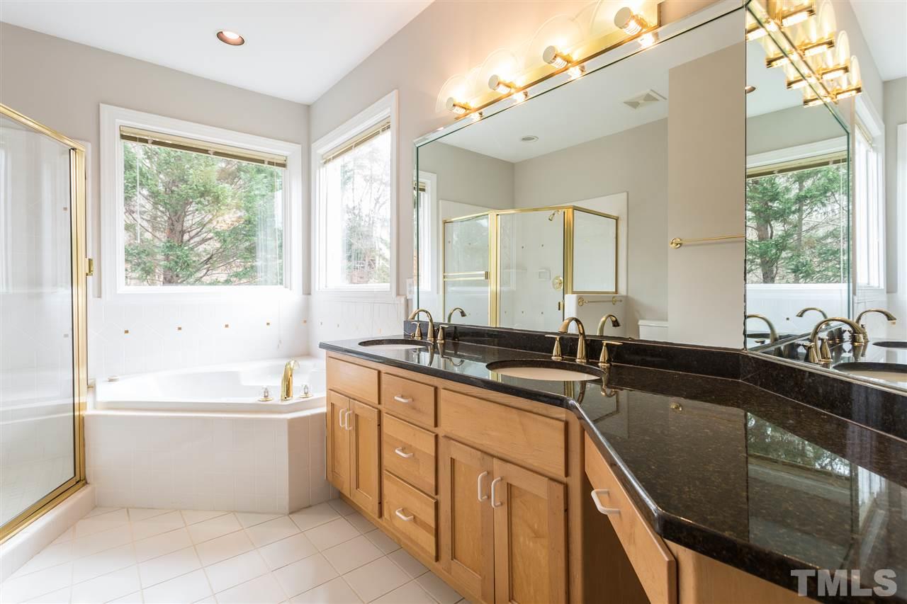 210 Chiselhurst Way Cary, NC 27513 - Photo 8 of 30 Gallery Image 8