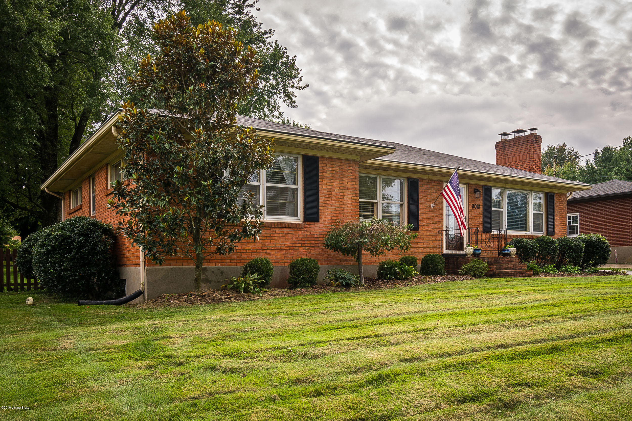 9010 Waltlee Rd-02