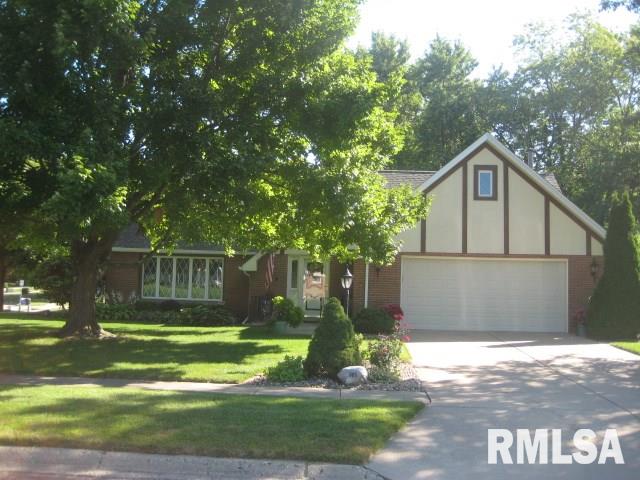 905 Kingsbury Road Washington, IL 61571 - Photo 1 of 29 Gallery Image 1