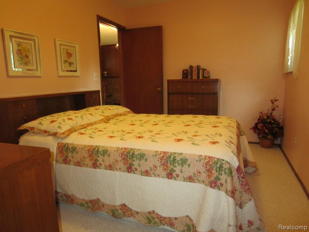 13134 Common Road Warren, MI 48088 - Photo 18 of 34 IMG_2611.jpg