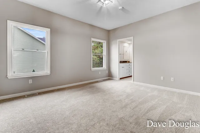 $575,000 | 3740 Windwood Drive Northeast, Rockford, MI 49341