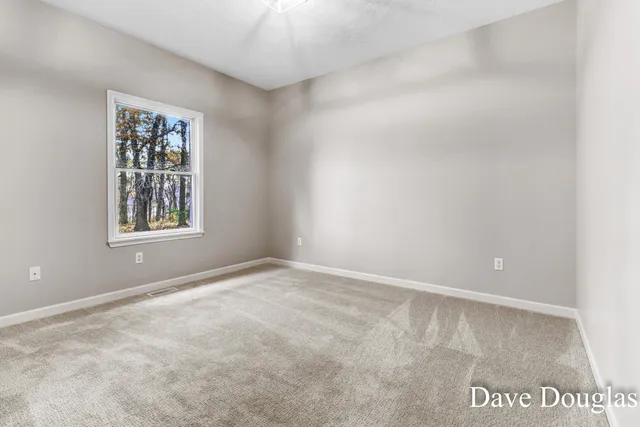 $575,000 | 3740 Windwood Drive Northeast, Rockford, MI 49341