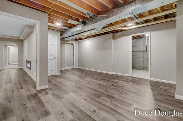 $575,000 | 3740 Windwood Drive Northeast, Rockford, MI 49341