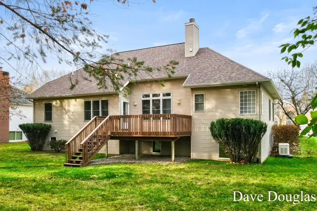 $575,000 | 3740 Windwood Drive Northeast, Rockford, MI 49341