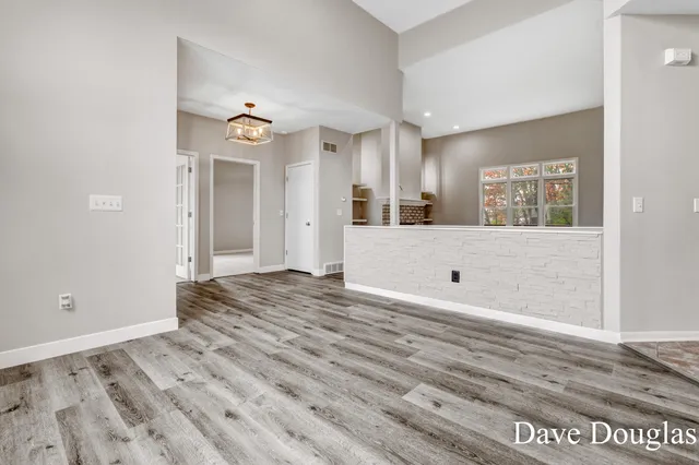 $575,000 | 3740 Windwood Drive Northeast, Rockford, MI 49341