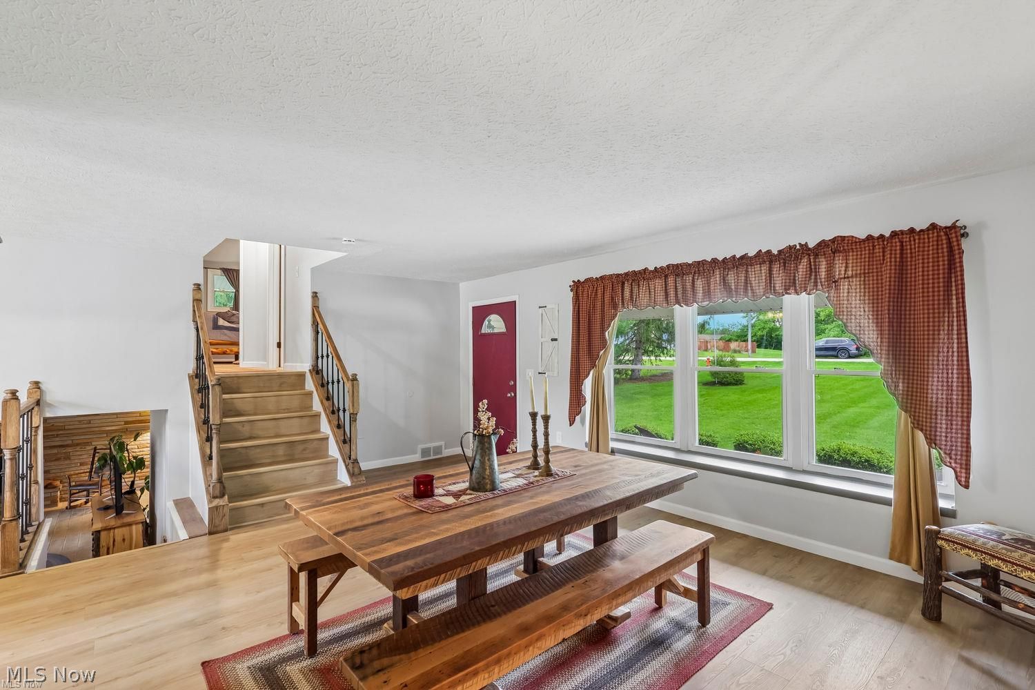 17570 Hicks Road Walton Hills, OH 44146 - Photo 4 of 45