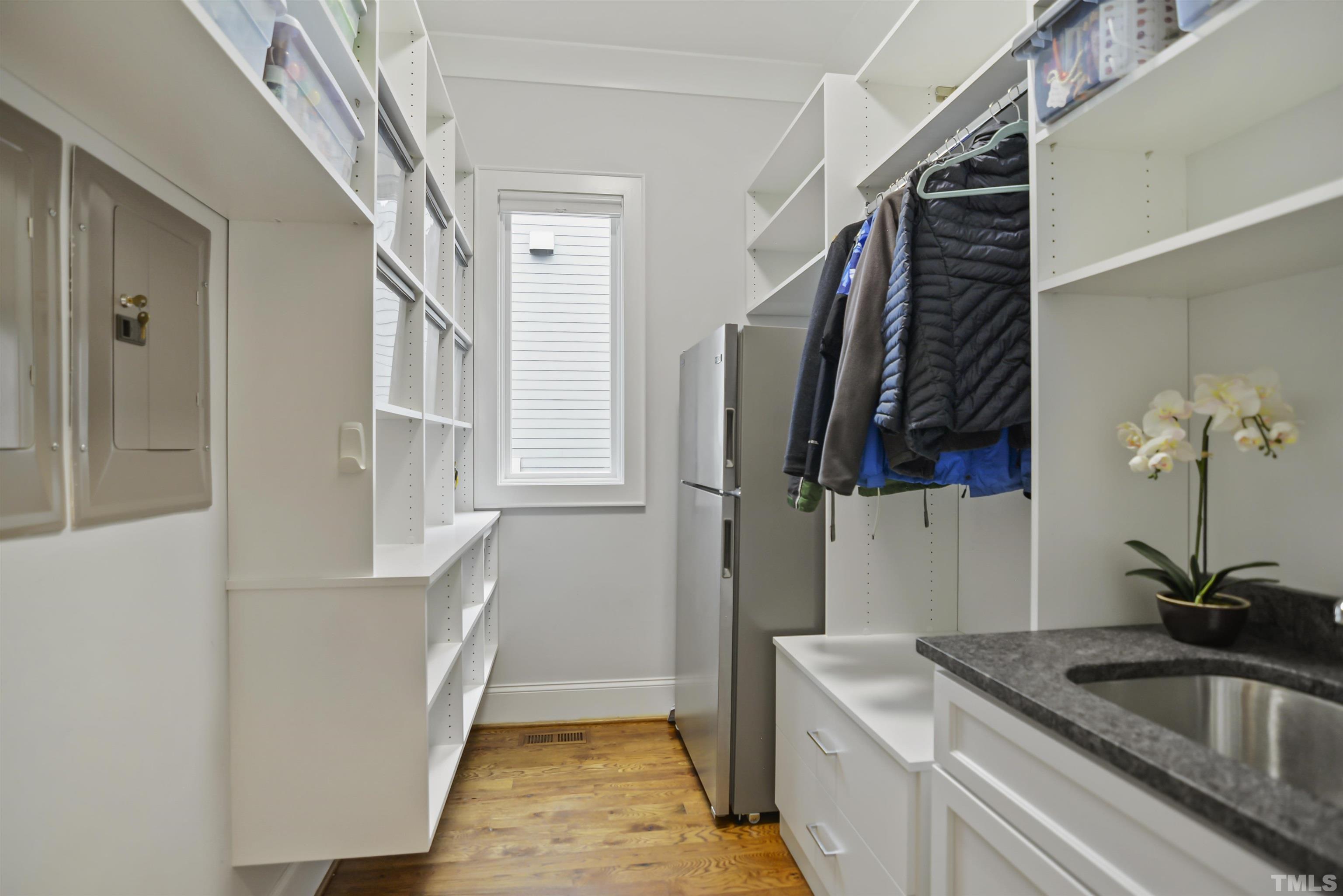 1012 Canterbury Road Raleigh, NC 27607 - Photo 36 of 51 a view of a kitchen from a tub