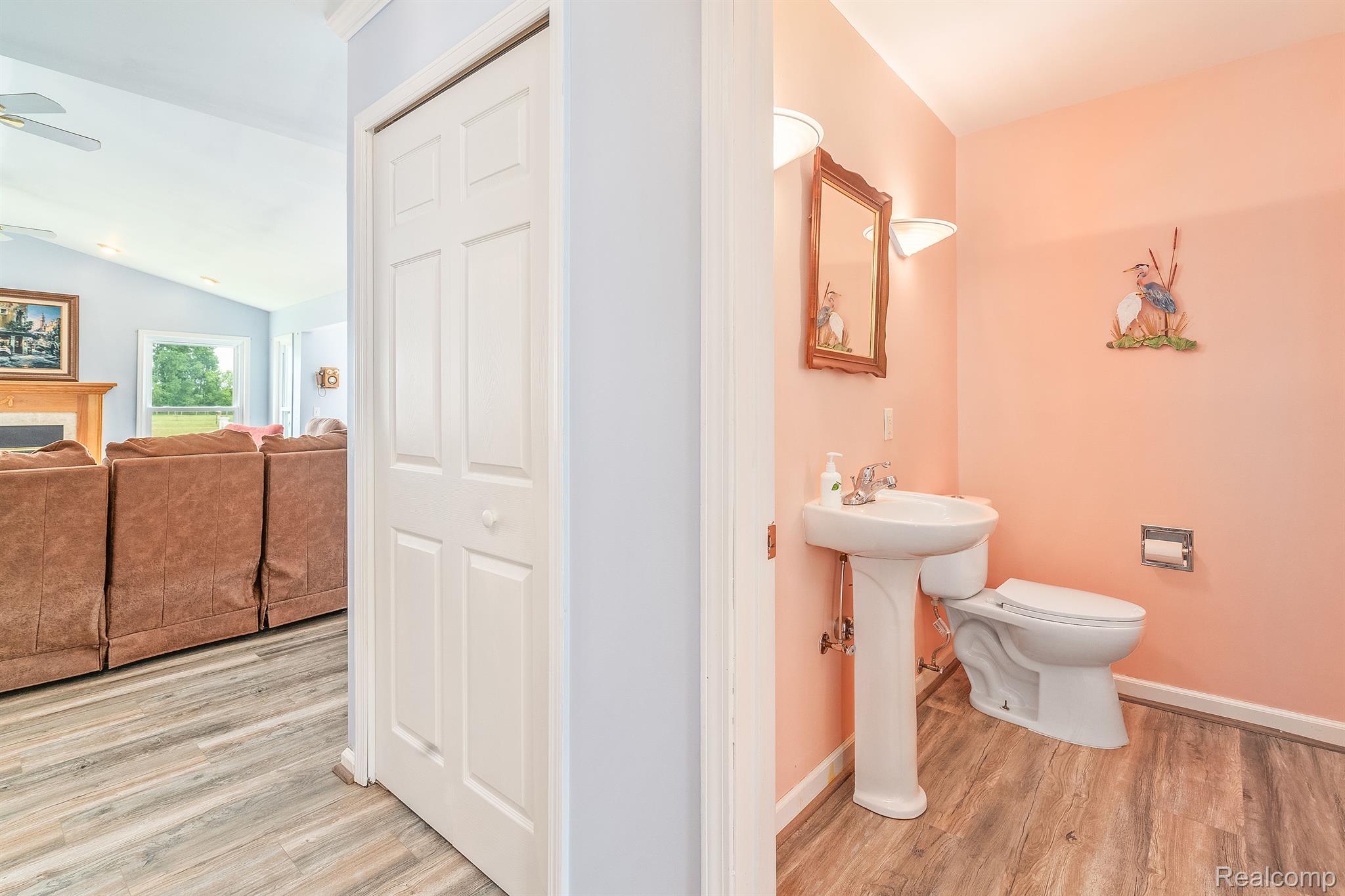 48127 Hull Road Belleville, MI 48111 - Photo 14 of 49 Gallery Image 14