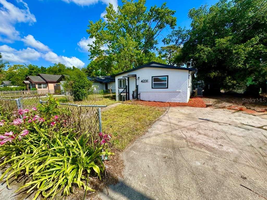 4231 Raleigh Street Orlando, FL 32811 - Photo 1 of 15 Gallery Image 1
