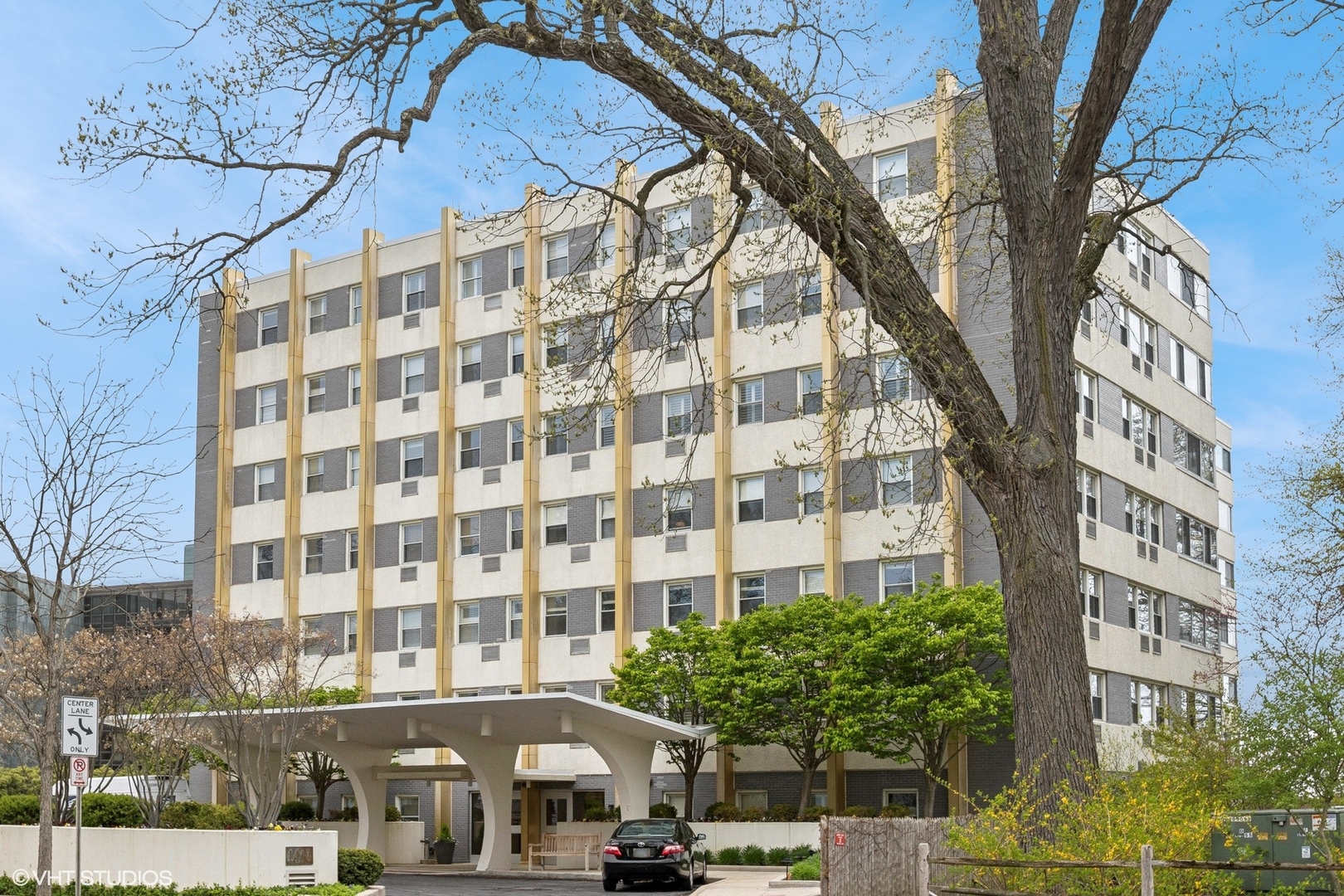1410 Sheridan Road, Unit 7B Wilmette, IL 60091 - Photo 1 of 31 Gallery Image 1