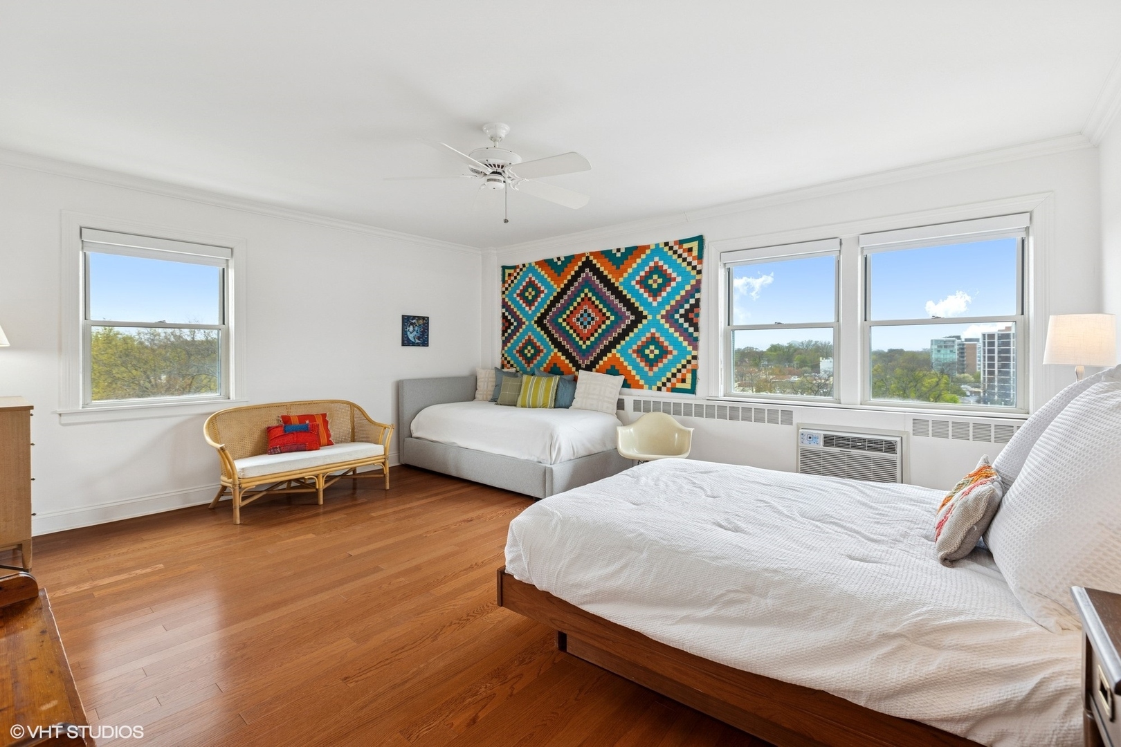 1410 Sheridan Road, Unit 7B Wilmette, IL 60091 - Photo 15 of 31 Gallery Image 15