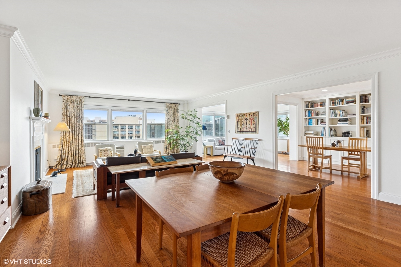 1410 Sheridan Road, Unit 7B Wilmette, IL 60091 - Photo 3 of 31 Gallery Image 3