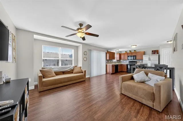 $270,000 | 2292 Bay Tree Drive, St. Peters, MO 63376