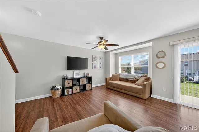 $270,000 | 2292 Bay Tree Drive, St. Peters, MO 63376