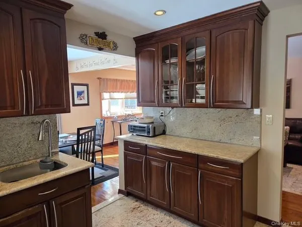 $1,780,000 | 15-50 Waters Edge Drive | Bay Terrace