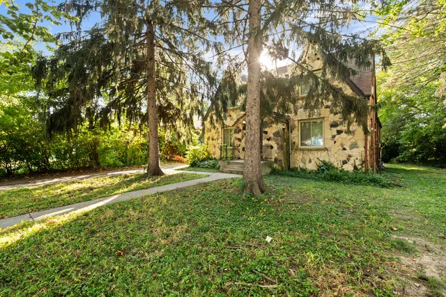 $260,000 | 1310 Scott Avenue, Chicago Heights, IL 60411