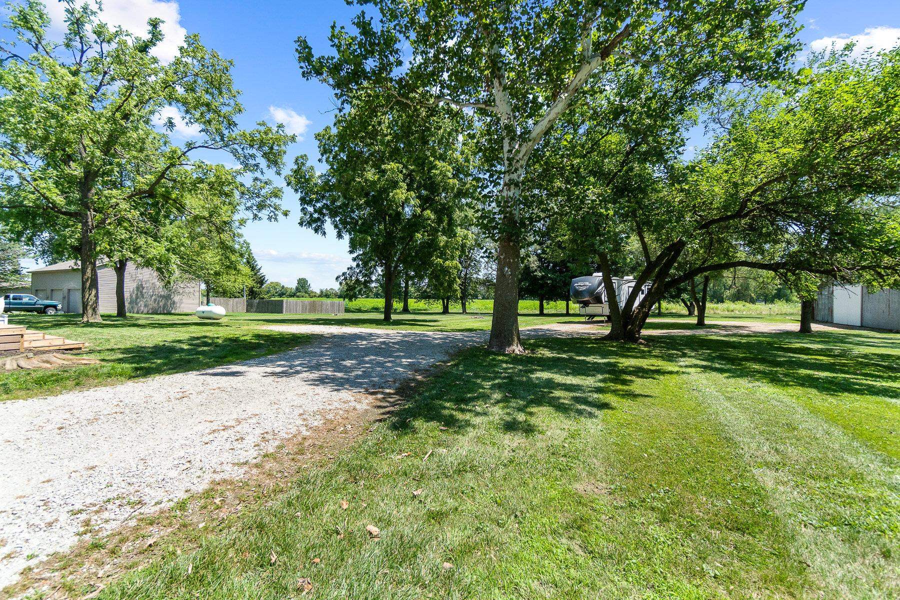 13923 West County Line Road South Roanoke, IN 46783 - Photo 28 of 34
