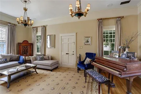 $1,199,000 | 332 Walnut Street, New Orleans, LA 70118